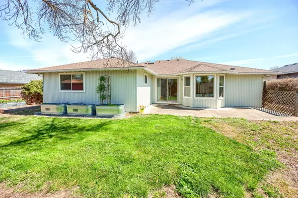 Medford, OR 97504,795 Woodbridge DR