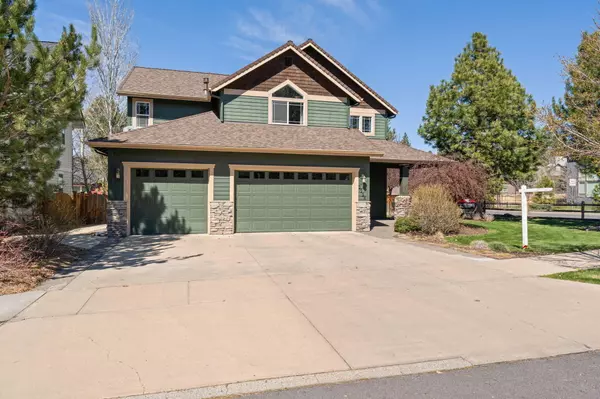 2926 Chianti LN, Bend, OR 97703