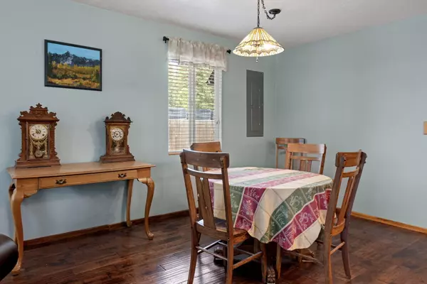 Bend, OR 97702,19373 Indian Summer RD