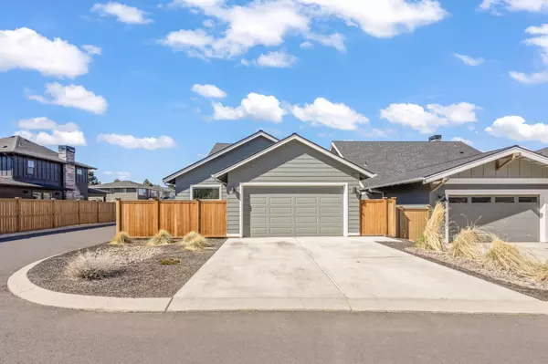 Bend, OR 97702,20457 Aberdeen DR