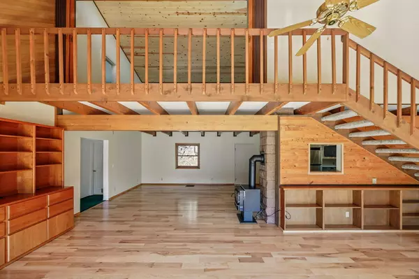 Central Point, OR 97502,23000 Morrison Creek