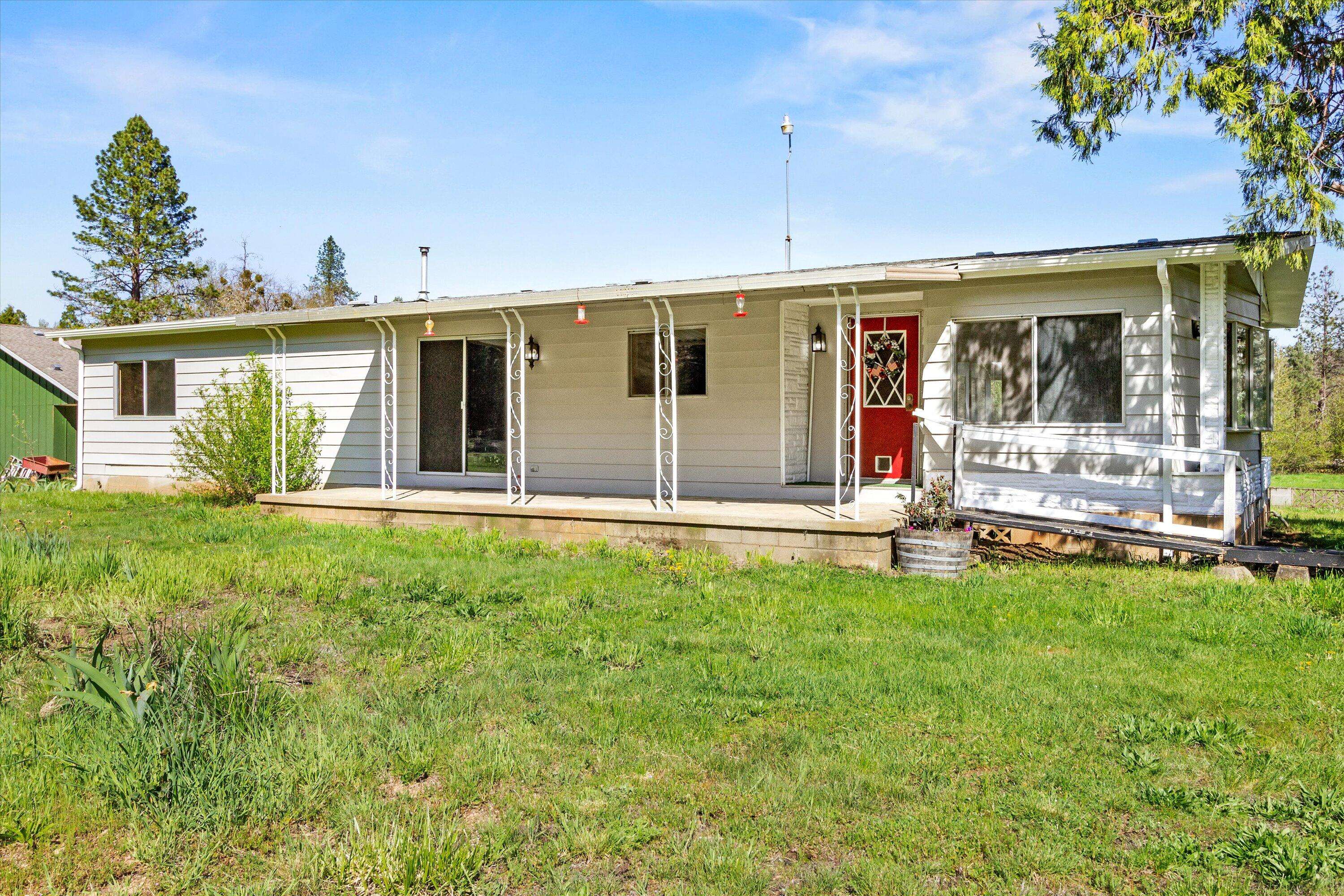 7555 Redwood HWY, Grants Pass, OR 97527