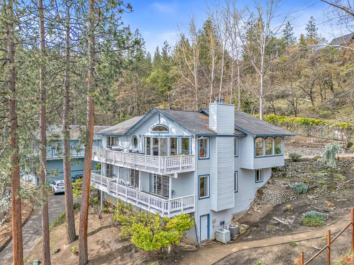 Ashland, OR 97520,525 Ashland LOOP