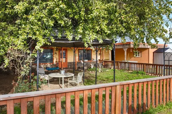 Medford, OR 97501,32 Chestnut AVE