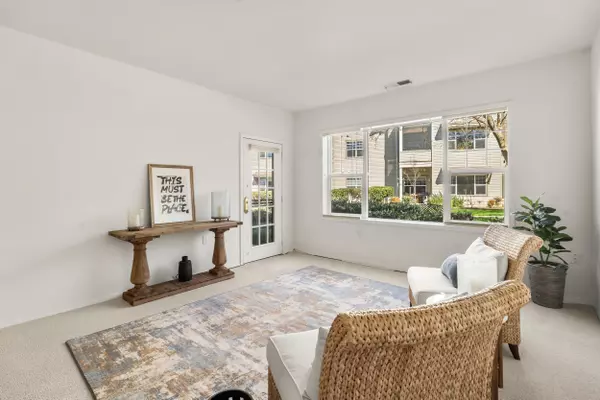 Ashland, OR 97520,954 Golden Aspen PL