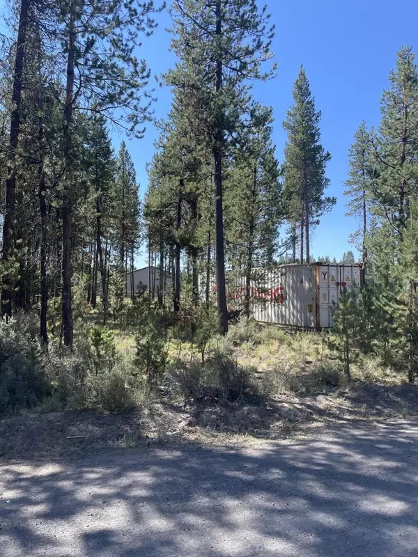 17087 Kingsburg RD, Bend, OR 97707