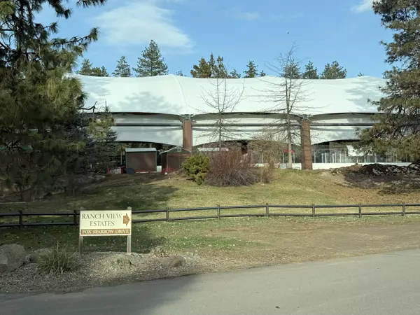 Klamath Falls, OR 97601,Coopers Hawk RD #5600