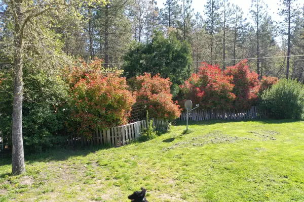 Grants Pass, OR 97527,2970 Elk LN