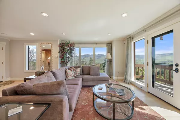 Ashland, OR 97520,1495 Tolman Creek RD