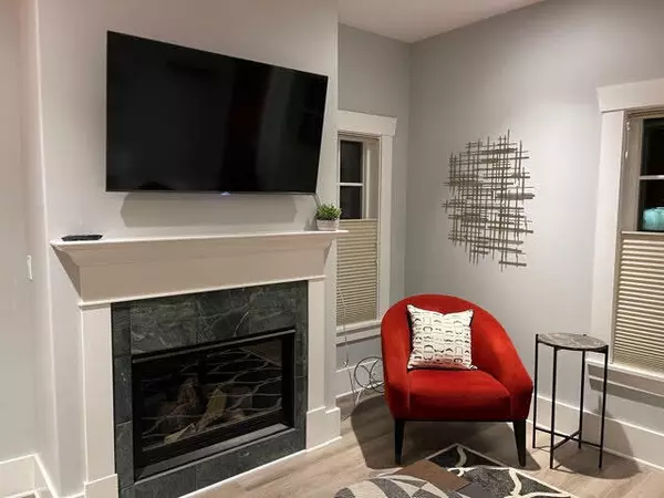 Bend, OR 97703,1650 5th ST