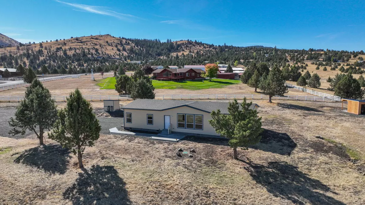 John Day, OR 97845,25912 Bench RD