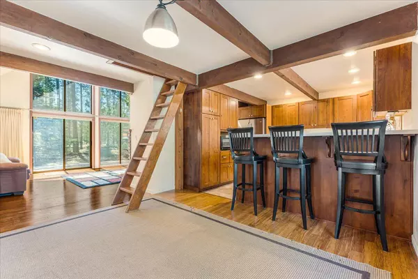 Sunriver, OR 97707,57763 Yellow Rail LN