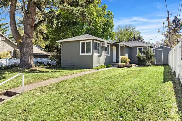 Medford, OR 97504,858 9th ST