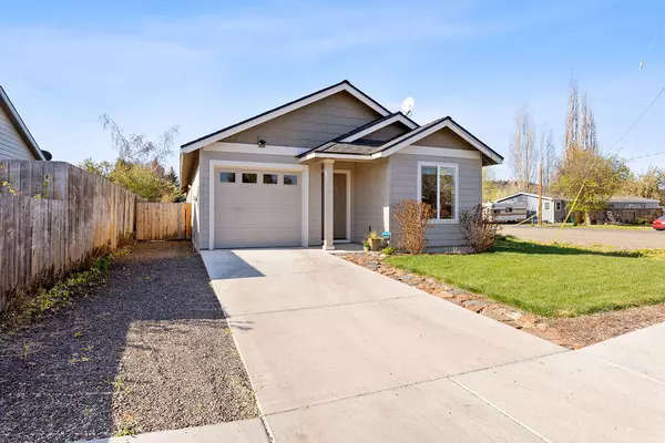 902 3rd ST, Prineville, OR 97754