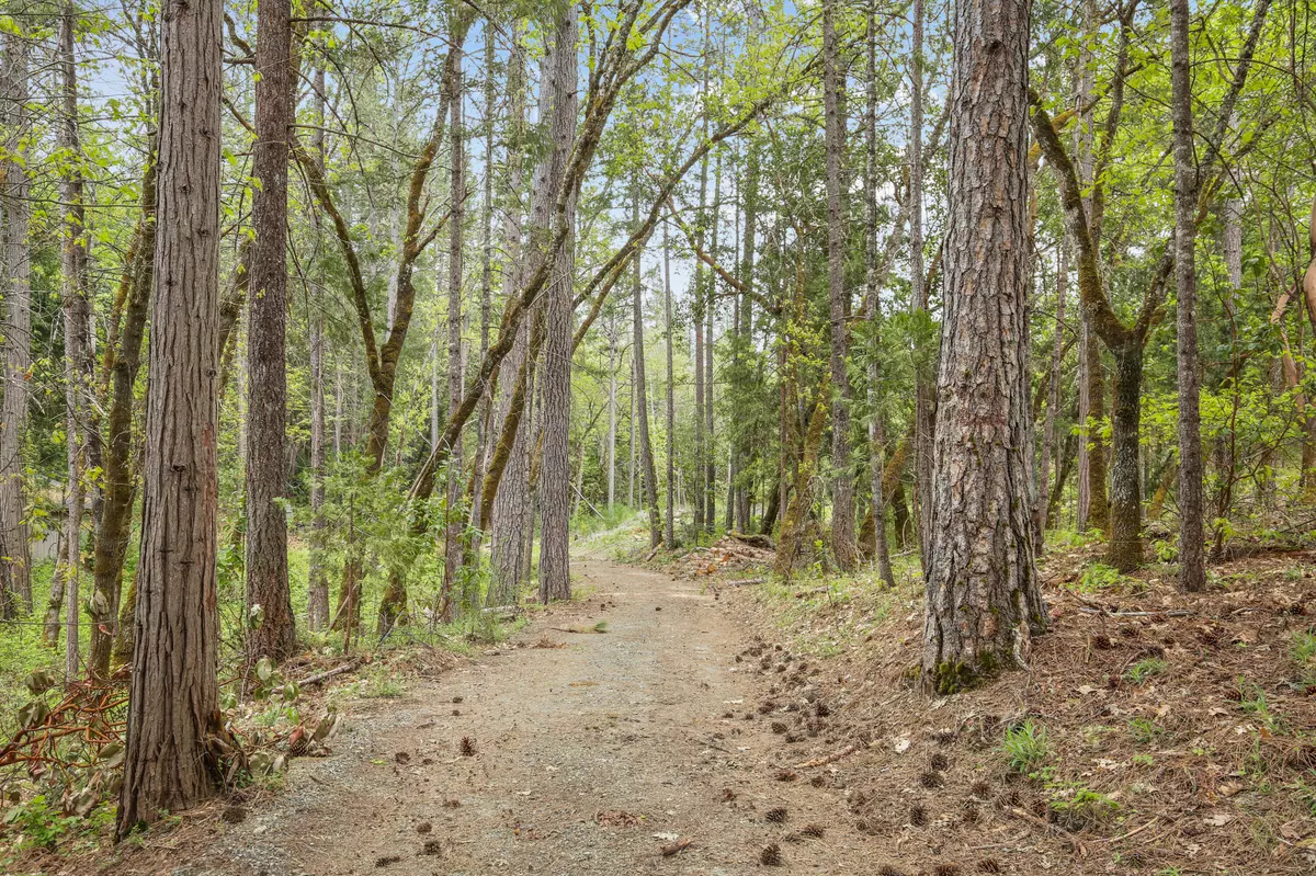 Grants Pass, OR 97527,Redwood HWY
