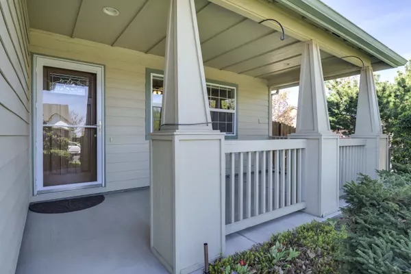 Redmond, OR 97756,1194 Redwood PL