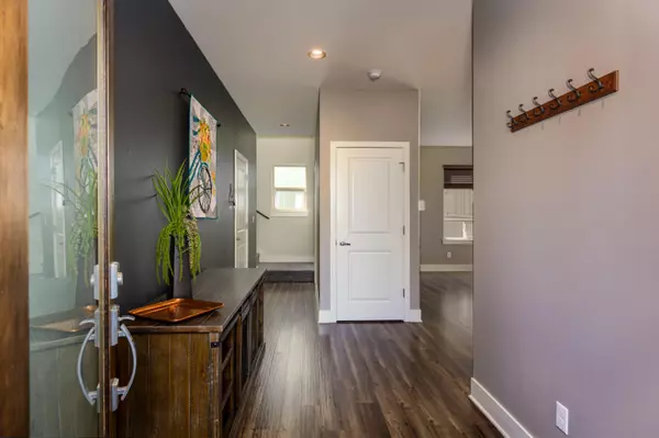 Bend, OR 97703,2341 Debron LN