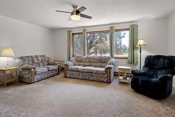 Bend, OR 97701,22823 Rodeo CT