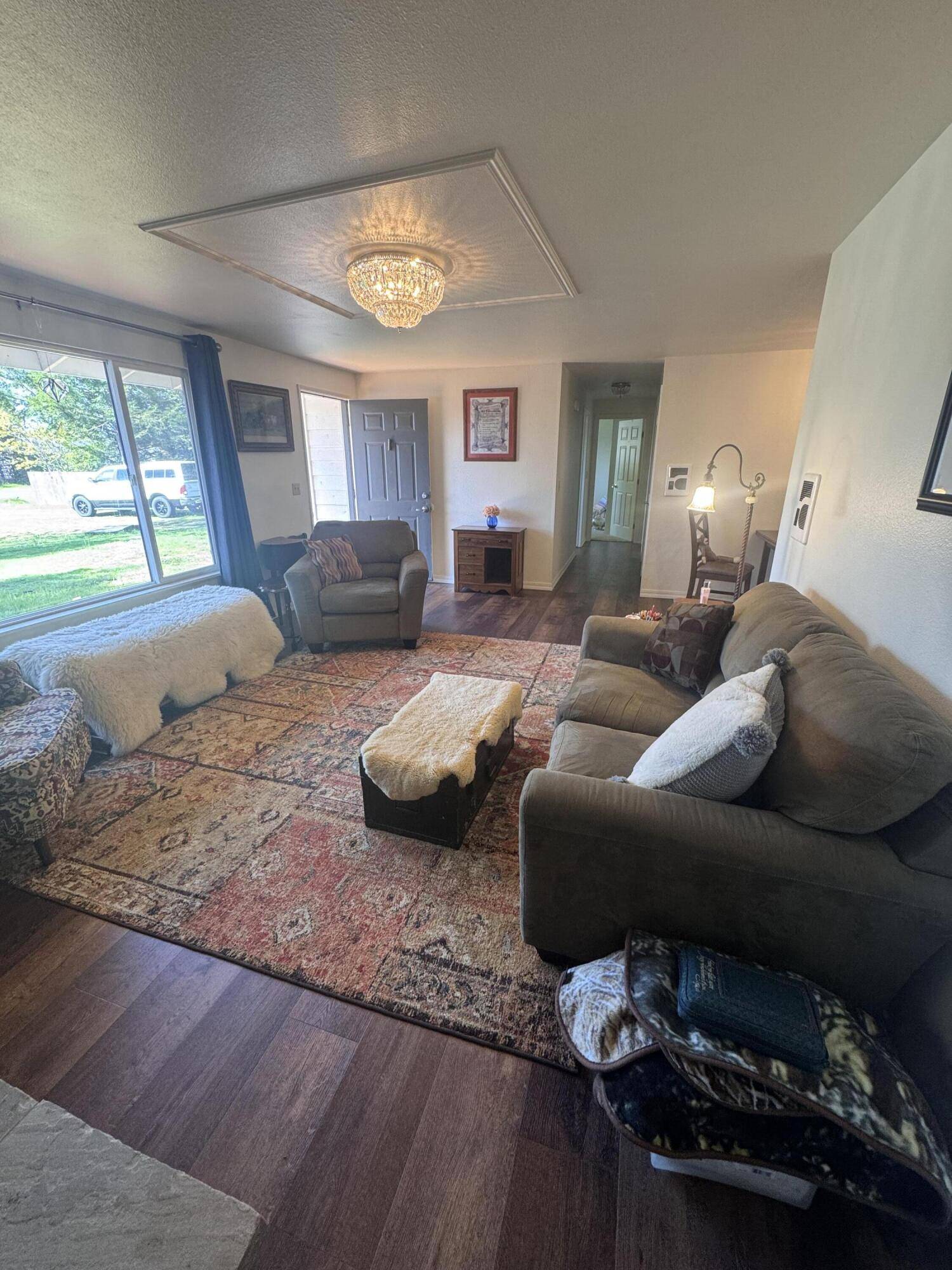 Florence, OR 97439,2137 42nd ST