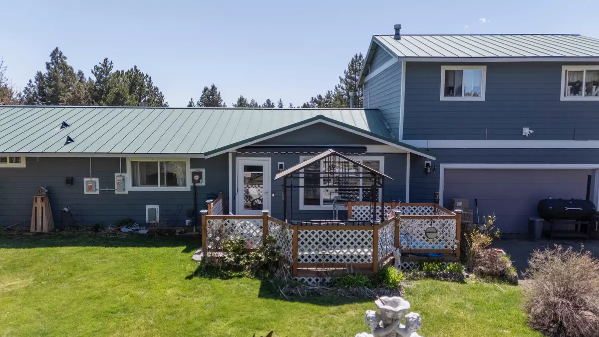 Bend, OR 97702,20873 Greenmont DR