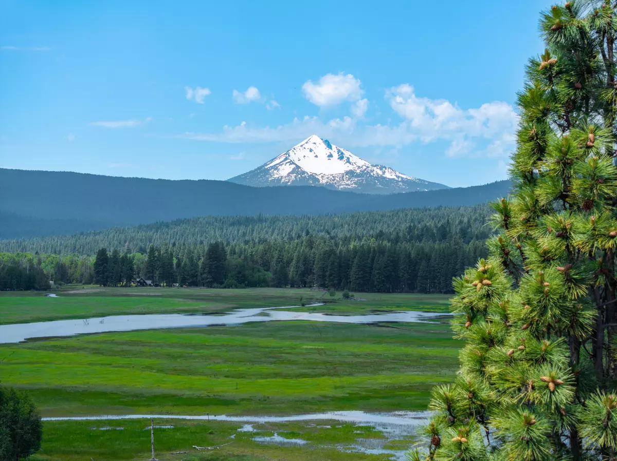 Klamath Falls, OR 97601,24850 Westside RD