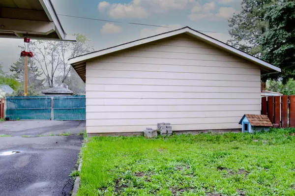 Klamath Falls, OR 97601,2427 Eberlein AVE