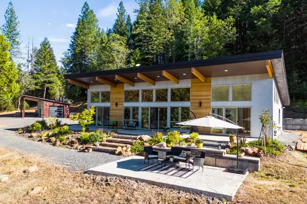 White City, OR 97503,24100 Evans Creek RD