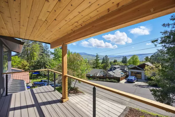 Ashland, OR 97520,337 Taylor ST