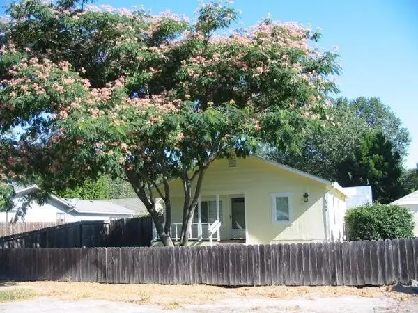 Grants Pass, OR 97526,1706 I ST