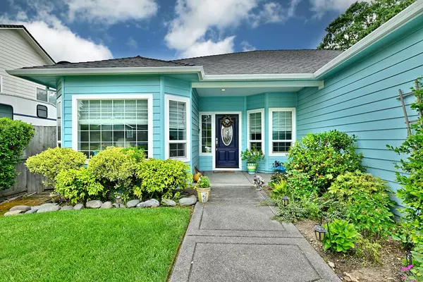 Central Point, OR 97502,687 White Oak AVE