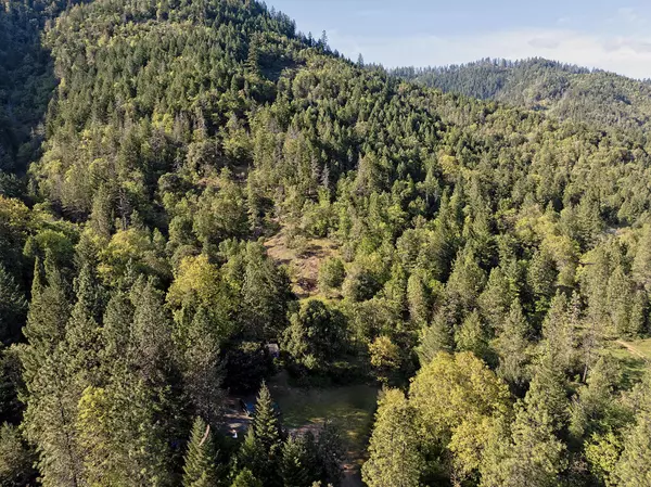 Wolf Creek, OR 97497,1800 Lower Wolf Creek RD