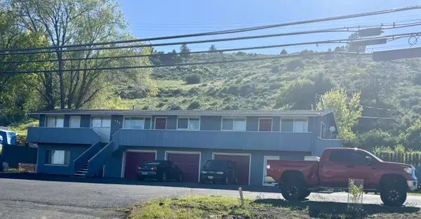 Klamath Falls, OR 97601,542 Riverside DR