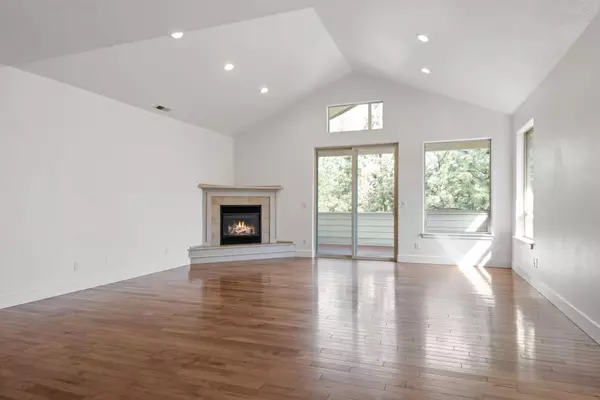 Bend, OR 97703,505 Flagline DR