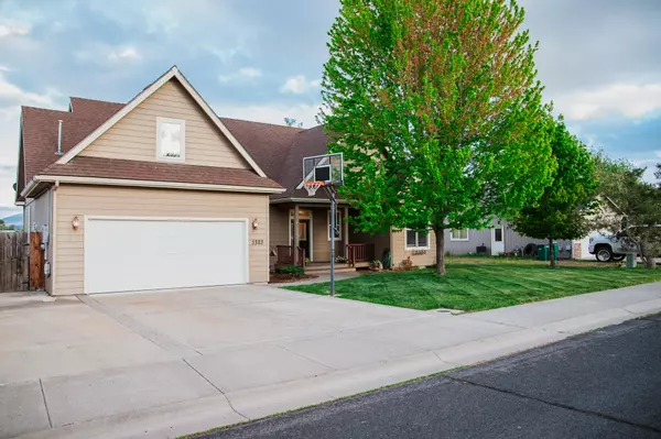 Klamath Falls, OR 97603,3323 Barnes WAY