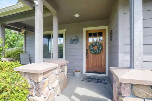 Grants Pass, OR 97527,426 Cadet CT