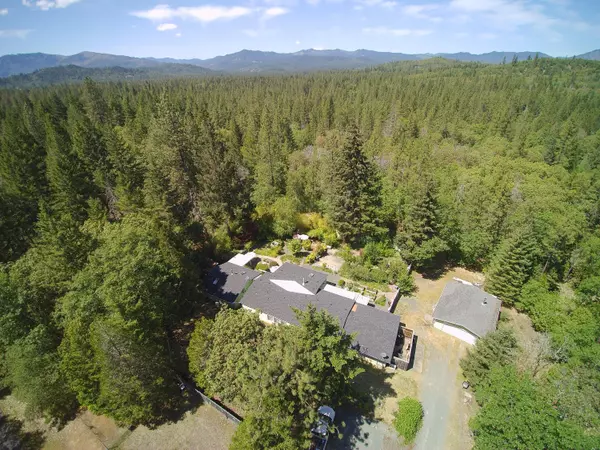 Grants Pass, OR 97526,2820 Azalea DR