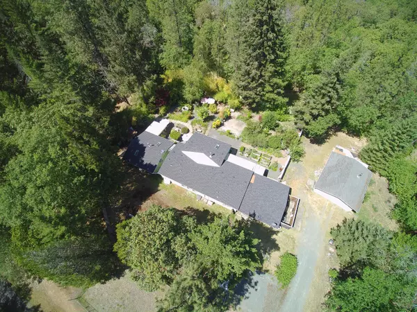 Grants Pass, OR 97526,2820 Azalea DR