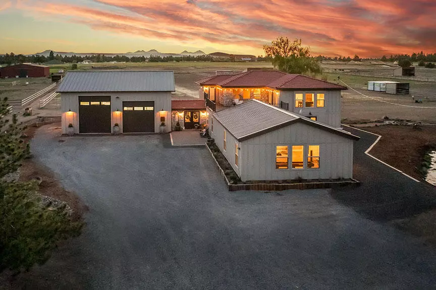 Bend, OR 97701,24166 Dodds RD