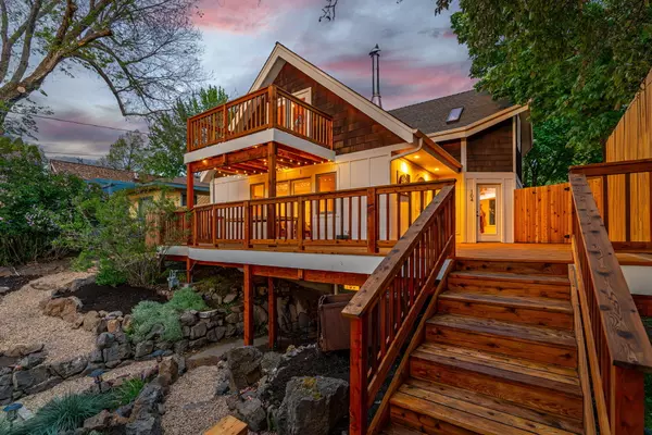 Bend, OR 97703,104 Congress ST