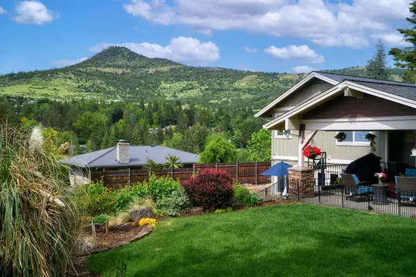 Medford, OR 97504,66 Monterey DR