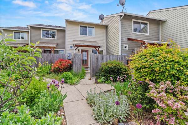 2023 Siskiyou BLVD, Ashland, OR 97520