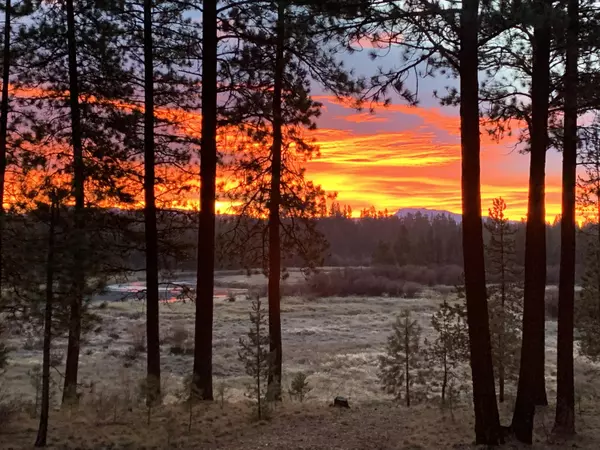 Bend, OR 97707,54930 Forest LN