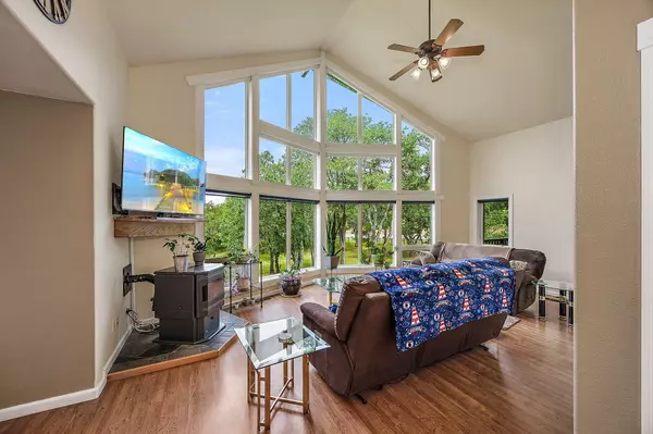 Medford, OR 97501,4291 Pioneer RD