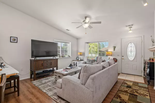 Grants Pass, OR 97527,3003 University RD