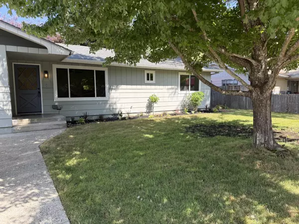 Grants Pass, OR 97527,1651 Alexander LN