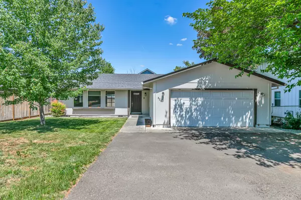 Medford, OR 97501,820 Garfield ST