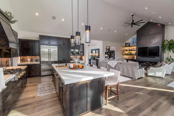 Bend, OR 97701,62825 Montara DR