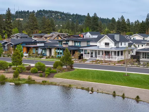 Bend, OR 97703,1368 Discovery Park DR