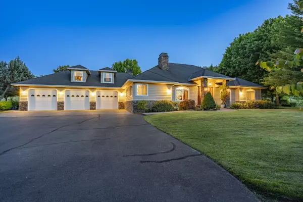Grants Pass, OR 97527,5719 Jerome Prairie RD