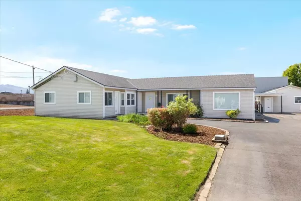 Medford, OR 97504,2621 Whittle AVE #6